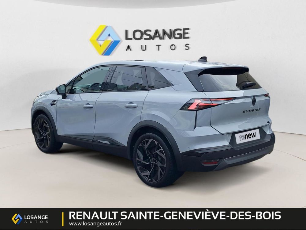 Symbioz E-Tech full hybrid 145 Esprit Alpine 2025 occasion 91700 Sainte-Genevi&egrave;ve-des-Bois