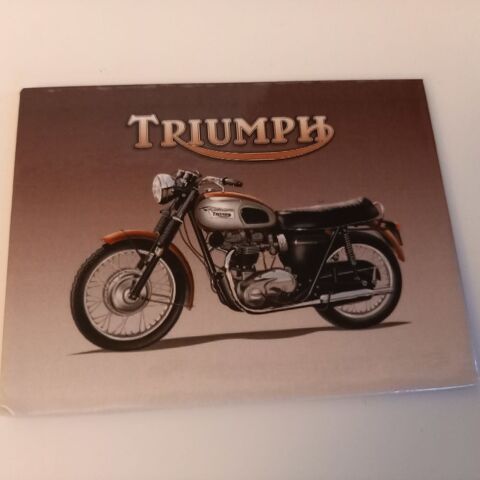 Moto Triumph Bonneville Britannique.                         5 Saumur (49)