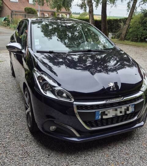 Peugeot 208 1.2 PureTech 110ch S&S BVM5 Féline 2015 occasion Lille 59000