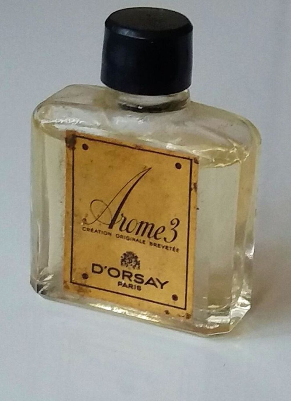 8 miniatures de parfum &agrave; 3,50  