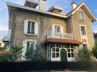  H�tel Particulier � vendre 15 + pi�ces 505 m� Bayonne