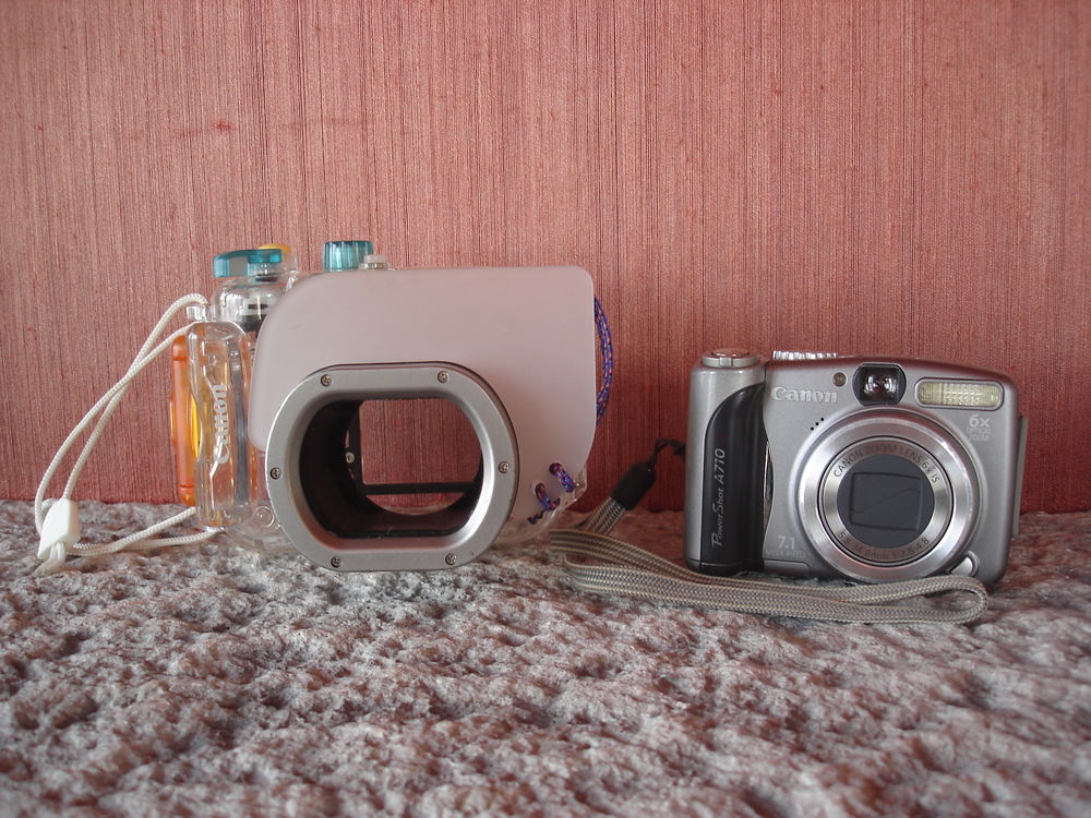APPAREIL PHOTO/VIDEO NUMERIQUE + CAISSON ETANCHE Photos/Video/TV
