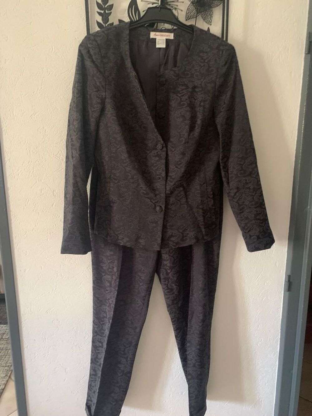 VESTE + PANTALON Vêtements