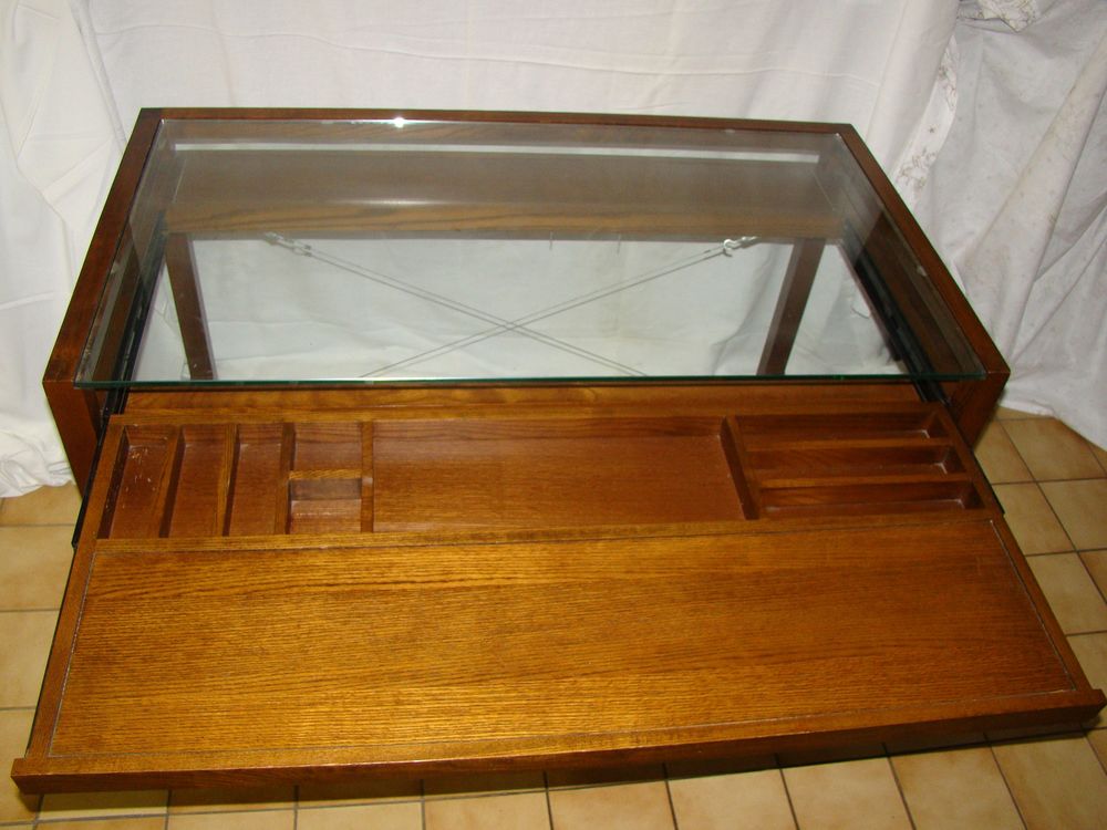Bureau / console en ch&ecirc;ne et verre
Meubles