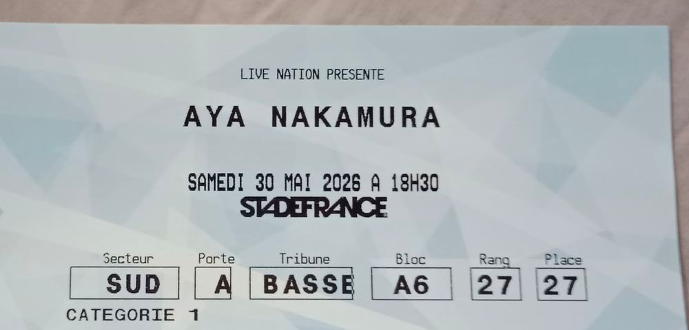 2 places assises concert Aya Nakamura au stade de France. Billetterie