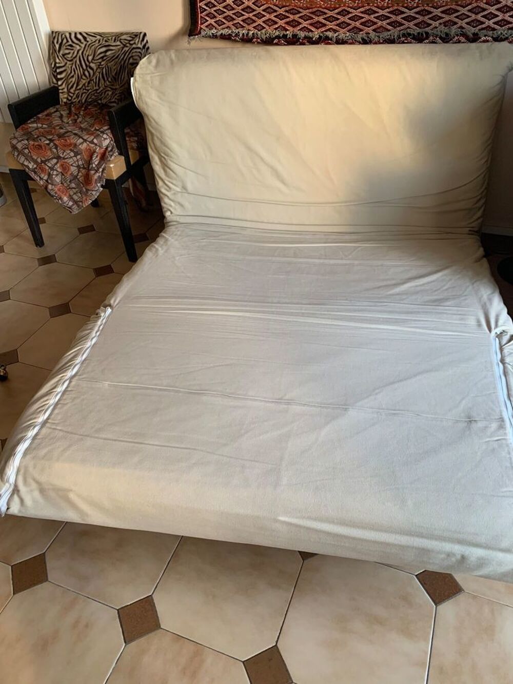 Canap&eacute; convertible CINNA en tissu clair deux places Meubles