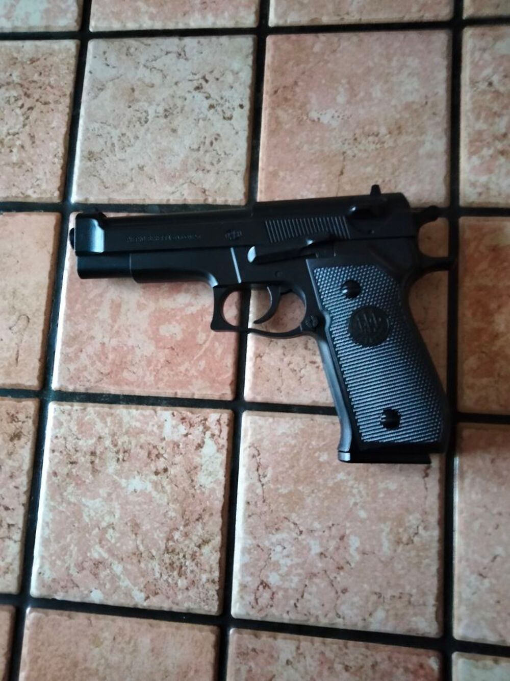 PISTOLET A BILLES Jeux / jouets