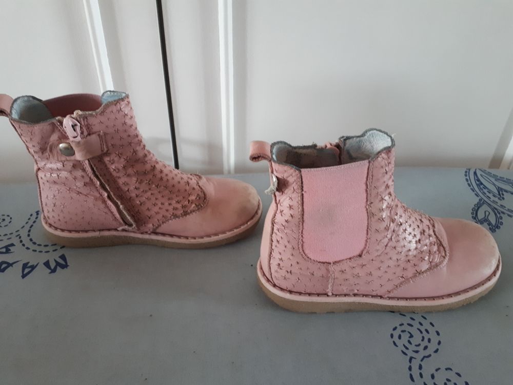 Chaussures filles BO-BELL - 26 - 8 EUROS Chaussures enfants