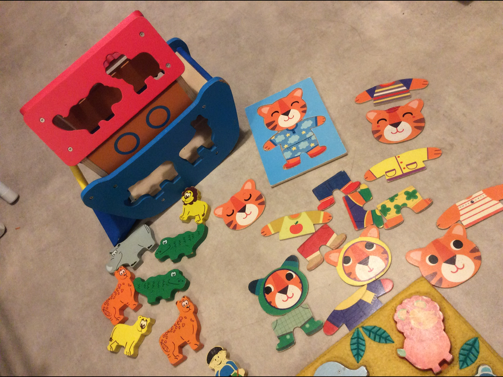 Lot 3 jeux Djeco, puzzles et encastrements Jeux / jouets