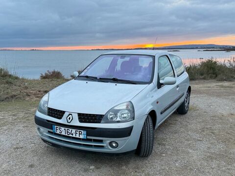 Renault Clio 1.4 16S PRIVILEGE 3P 2001 occasion Montpellier 34000