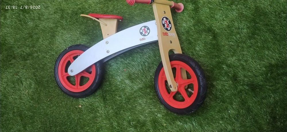 Draisienne Bikloon. Jeux / jouets