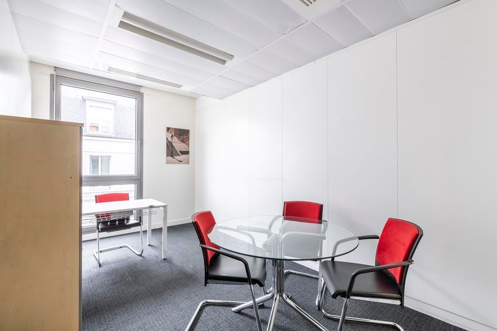   Trouvez un espace de bureau à Paris Saint Lazare  pour 1 personne où tout est pris en charge Paris 9