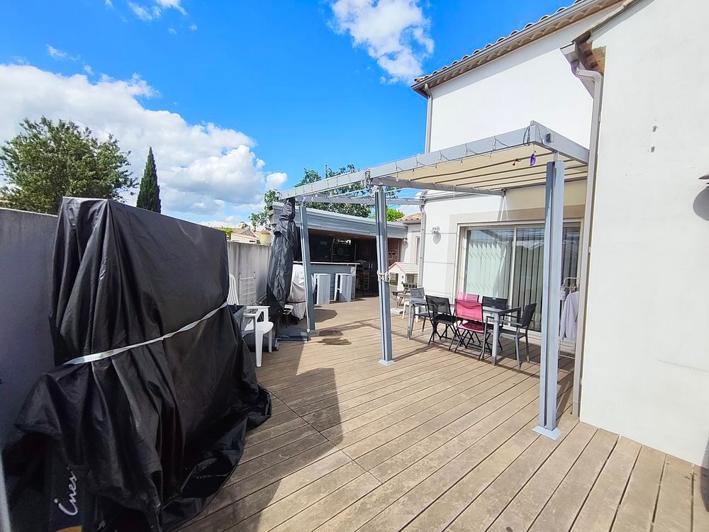 Vente Maison Villa récente avec Piscine Bernis