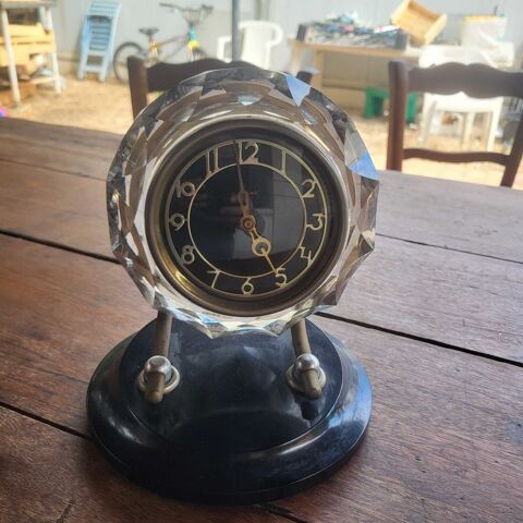 horloge vintage Année 70 en cristal 50 La Farlède (83)