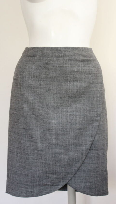 Jupe portefeuille RED VALENTINO T.42 Fr 80 Issy-les-Moulineaux (92)