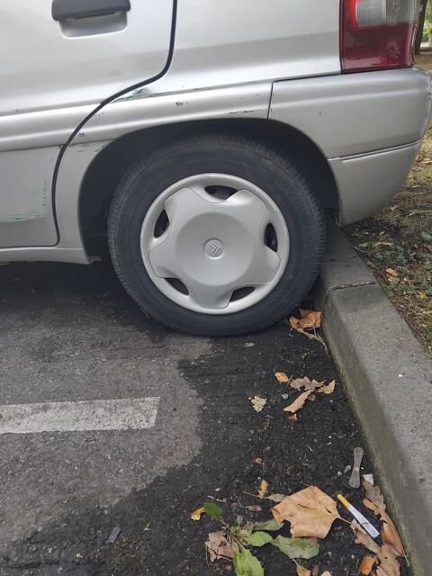 Pi&egrave;ces et &eacute;quipements Voiture Pi&egrave;ces et &eacute;quipements Voiture  occasion Garenci&egrave;res 27220