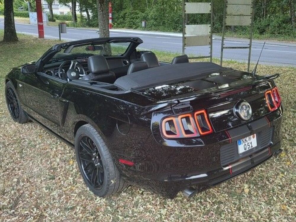 Mustang V6 2013 occasion 25420 Bart