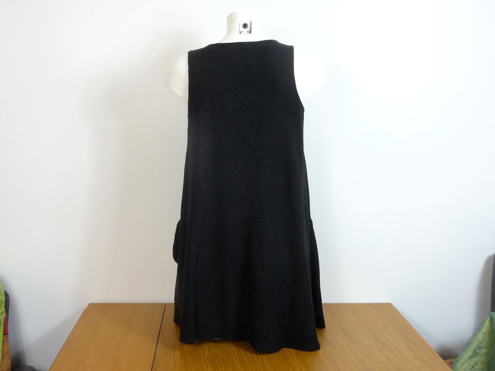 Robe/ Tunique Evas&eacute;e Gris Anthracite sans manches- Cr&eacute;a Vêtements