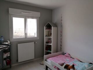  Appartement à louer 4 pièces 76 m²