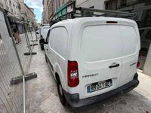 Partner PARTNER FOURGON STANDARD 1.6 BLUEHDI 75 BVM5 PREMIUM PACK 2011 occasion 42500 Le Chambon-Feugerolles