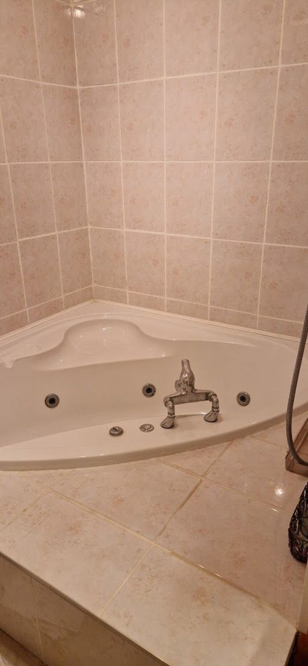 Vente Appartement A St GENIS POUILLY Appartement T3 - 73 m² Saint-genis-pouilly