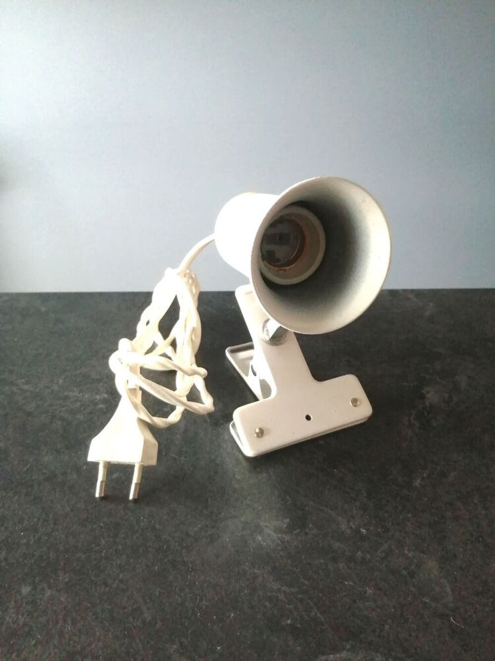 Spot, lampe orientable &agrave; pince neuve Décoration