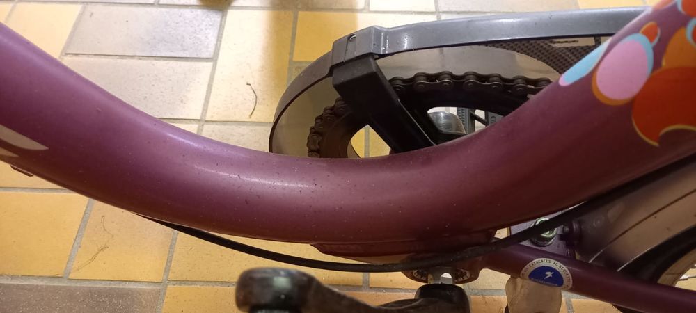  2 v&eacute;los de ville marque GITANE 
Vélos