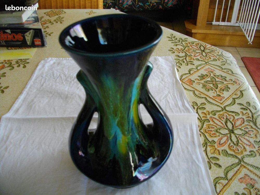 Vase bleu multicolore Décoration