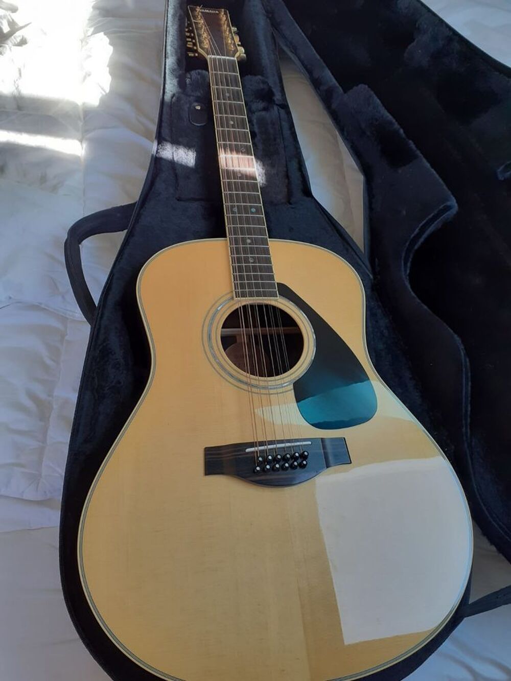 Vends guitare 
Instruments de musique
