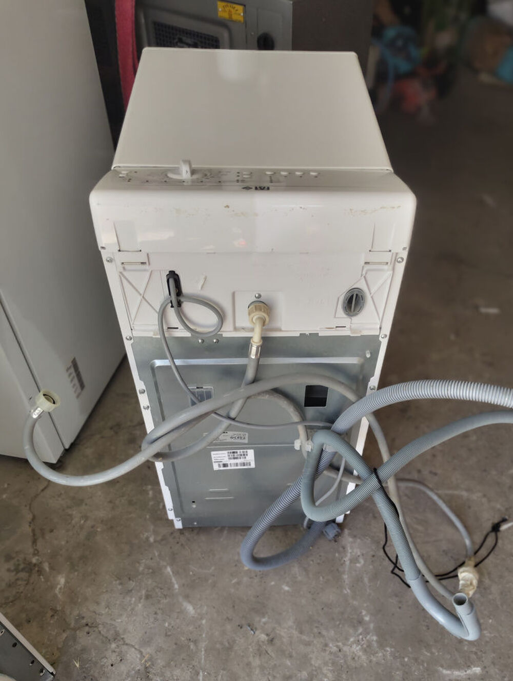 Machine &agrave; laver FAR Model LT510H19W Capacit&eacute; 5.5Kg Electroménager