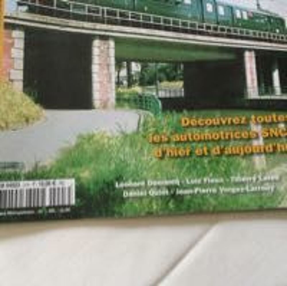 Correspondances. lot de deux revues d'histoire ferroviaire de 2004 Livres et BD