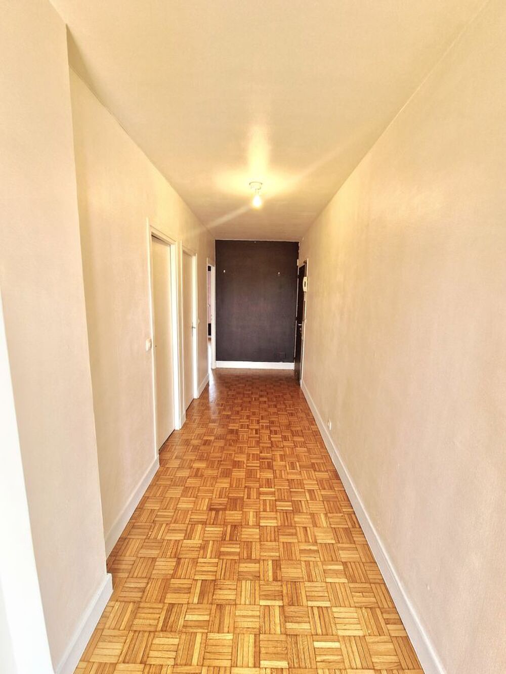 Vente Appartement Bondy Centre – Grand 2 pièces rénové avec ascenseur, 2 balcons Bondy