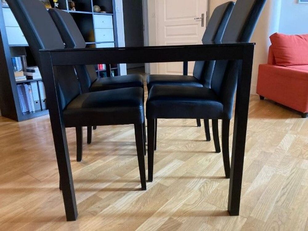 Table/bureau en verre noir Meubles