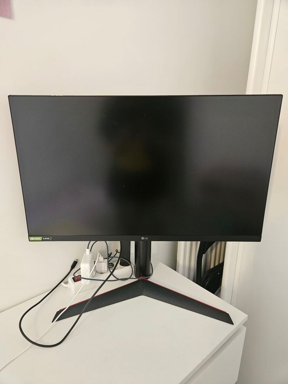 LG UltraGear 27GL850-B ? 27" QHD 144Hz Nano IPS ? Excellent Photos/Video/TV