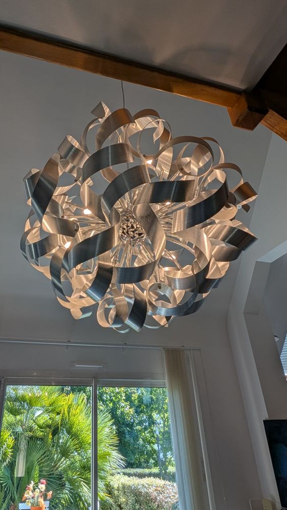 Suspension lumineuse sph&eacute;rique&agrave; rubans 12x led G9 Décoration
