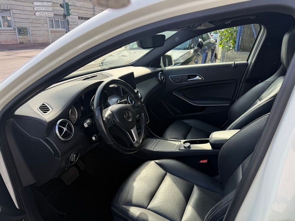 Classe GLA 200 CDI Sensation 7-G DCT A 2014 occasion 33140 Villenave-d'Ornon