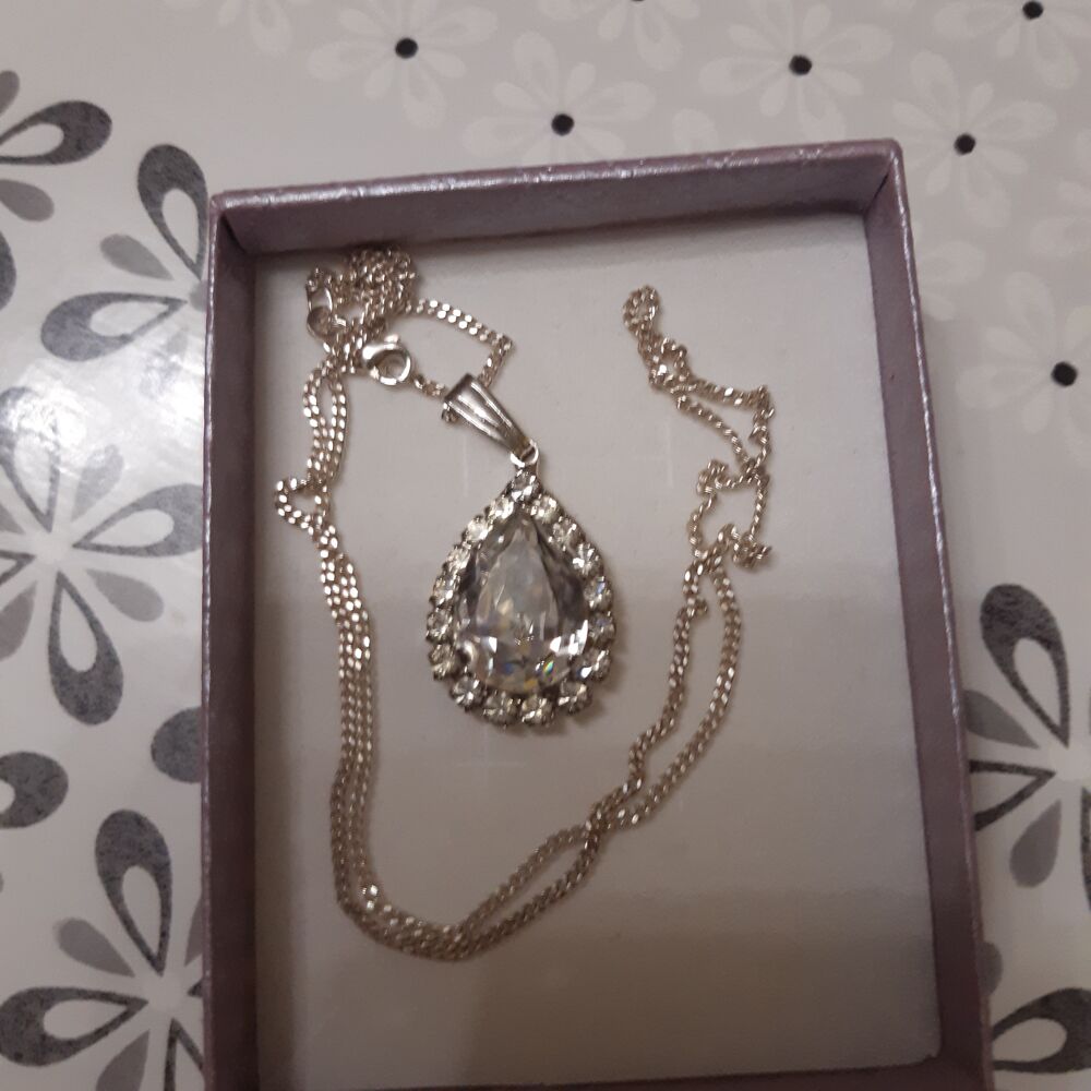 Cha&icirc;ne et pendentif Bijoux et montres