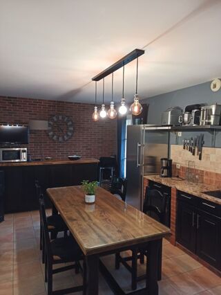  Maison  vendre 6 pices 152 m