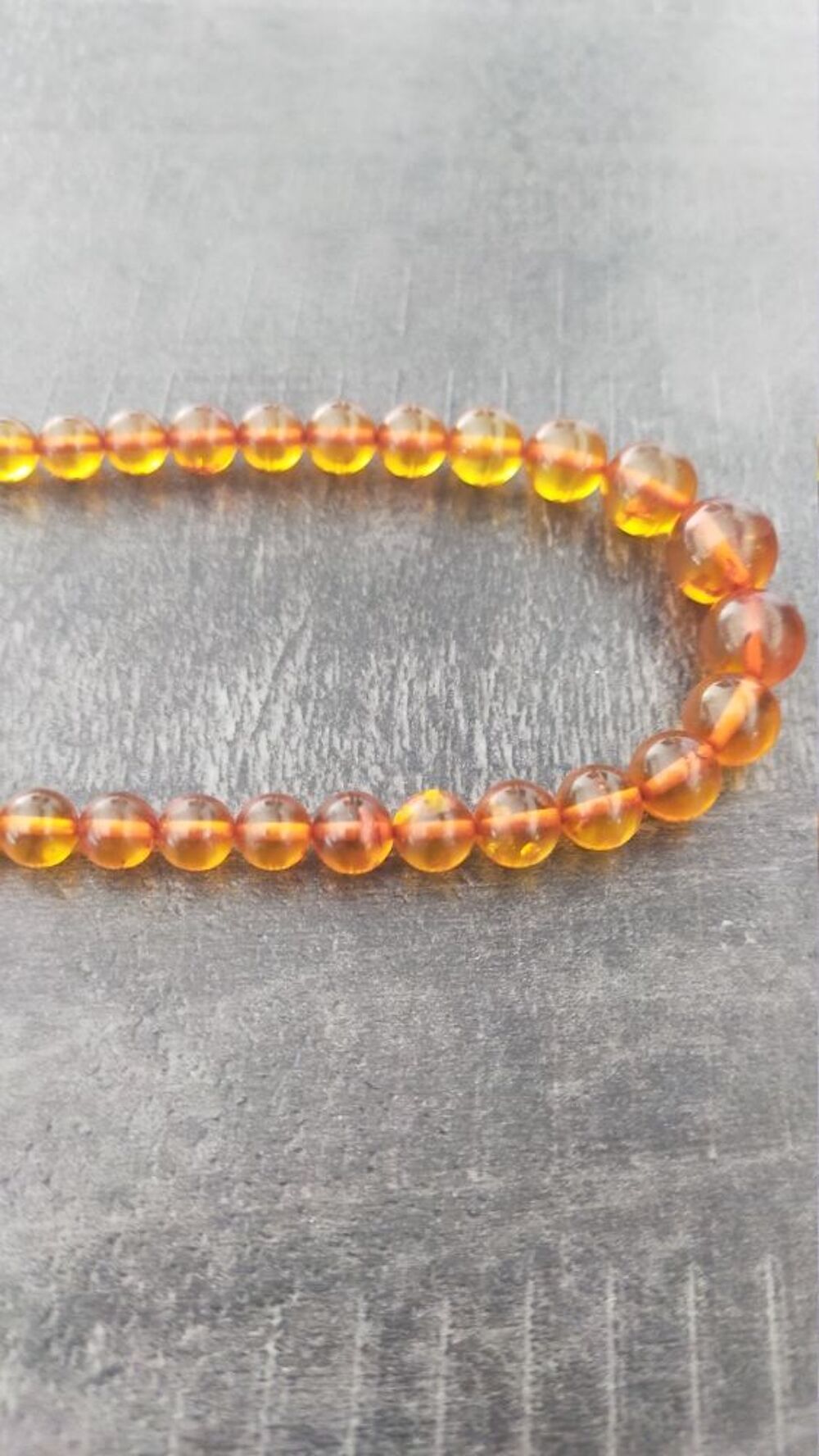 Magnifique collier ambre &eacute;tat neuf. Bijoux et montres
