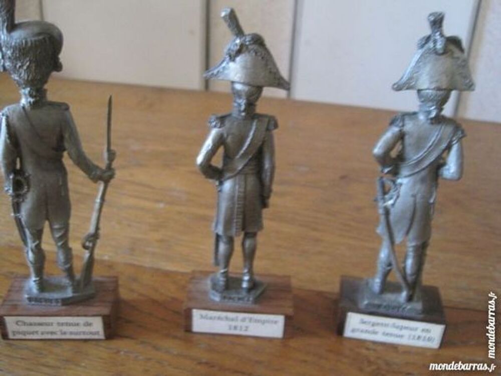 soldats &eacute;tain 