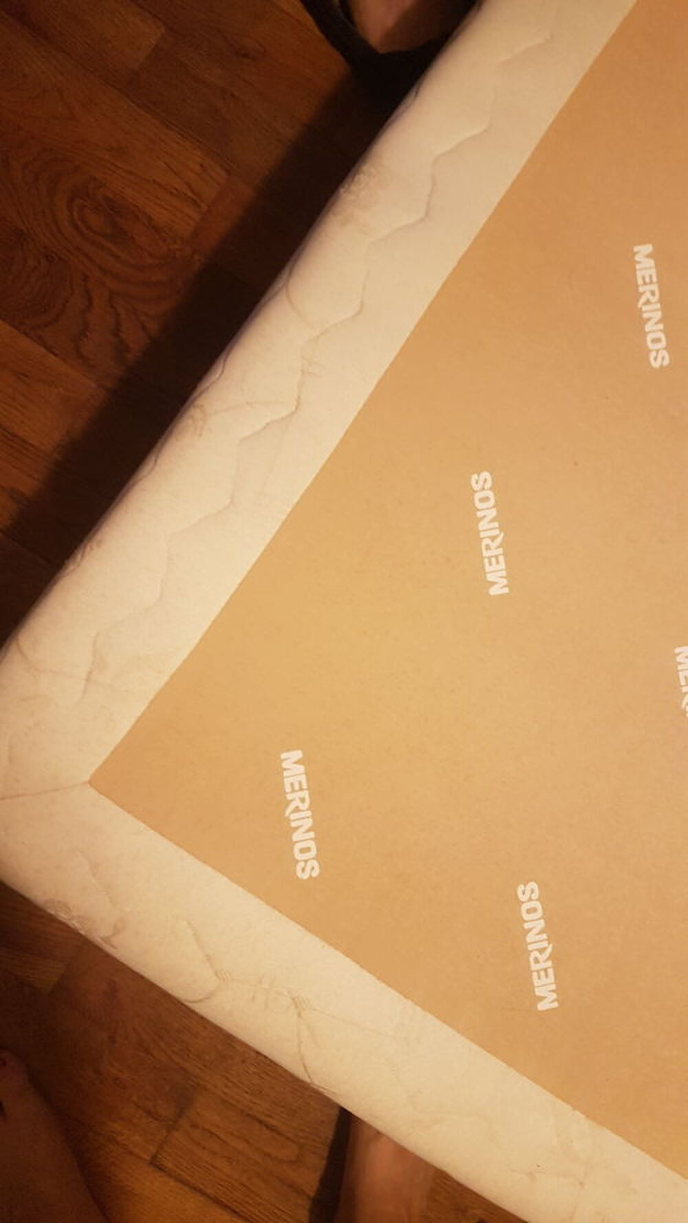 Sommier 160cm x 200cm + matelas 160cm x 200cm Meubles