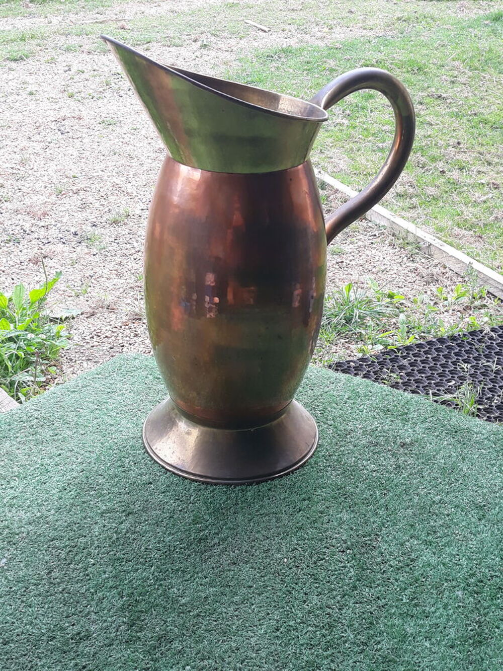 Vase en cuivre et laiton Décoration