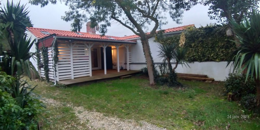 Vente Maison Maisonnette  rénovée a 2 km de l'Océan Saint-jean-de-monts