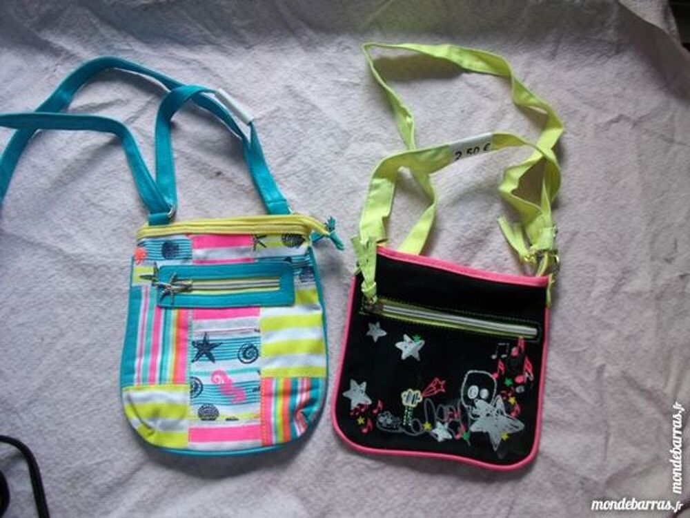 Petits Sacs Bandouli&egrave;res pour Adolescents &agrave; 2,50 €-neufs Maroquinerie