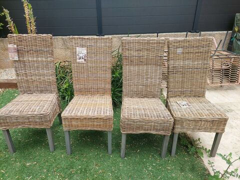 Lot de 4 chaises neuves  en bois d'acacia et rotin 150 Luynes (13)