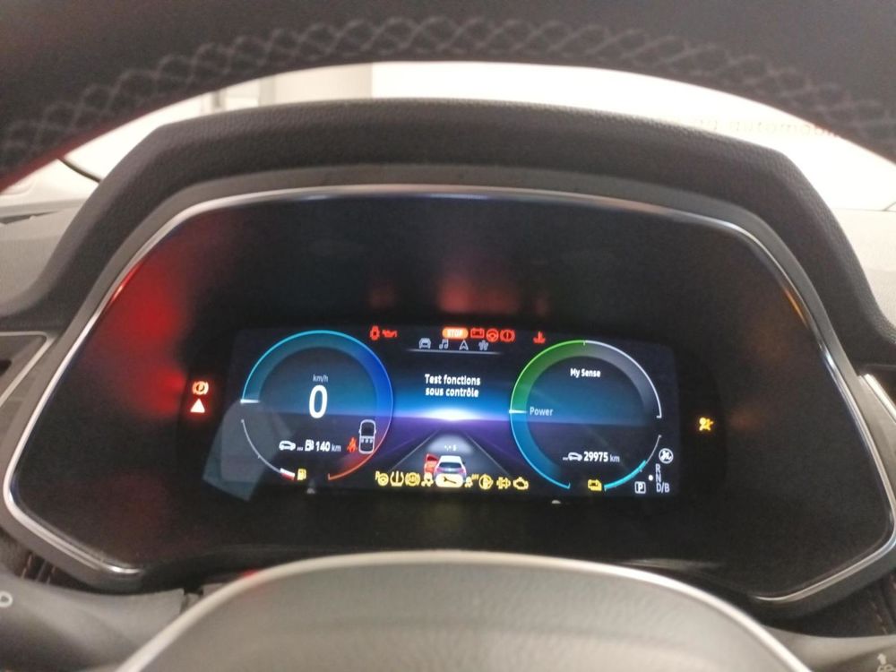 Captur E-Tech hybride 145 Iconic 2023 occasion 08000 Charleville-M&eacute;zi&egrave;res