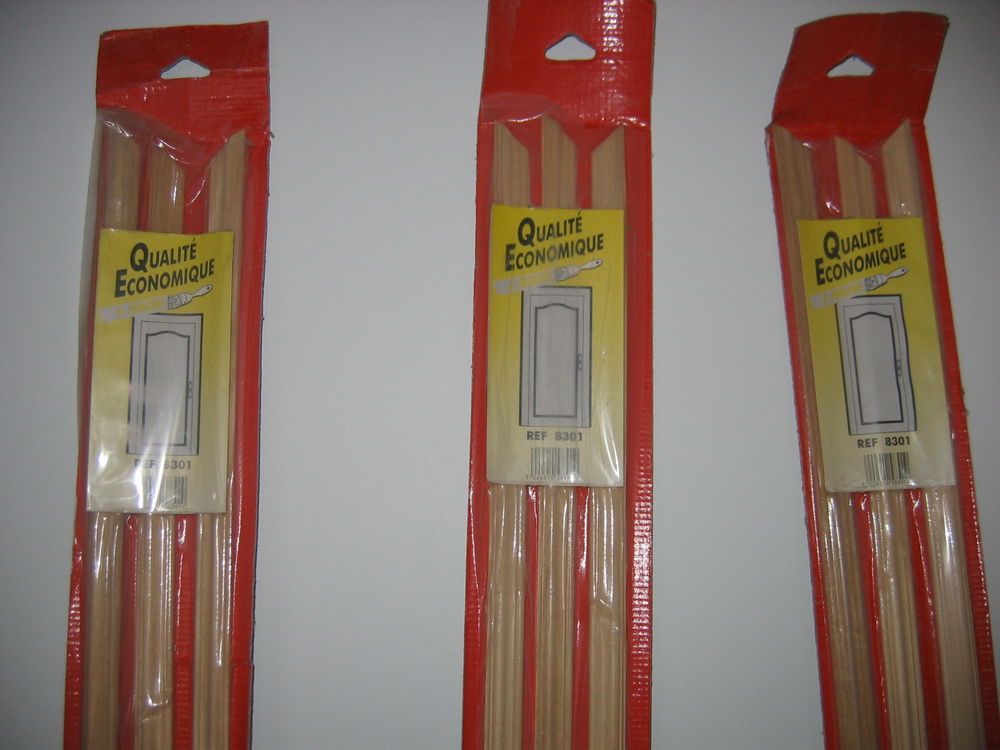 3 Lots Moulures NEUVES Bois pour Portes. Bricolage