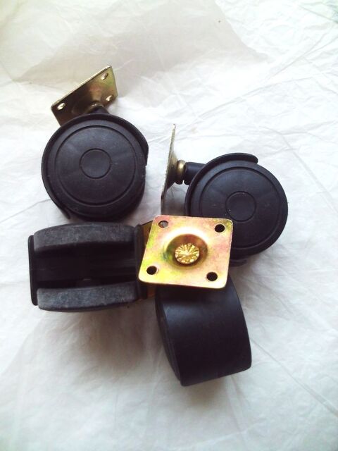 Lot de 4 roulettes jumel�es � platine dor�e 10 Villeurbanne (69)