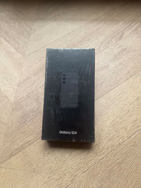 Samsung s 24 256 Go neuf sous blister + chargeur et facture
520 Marseille 1 (13)