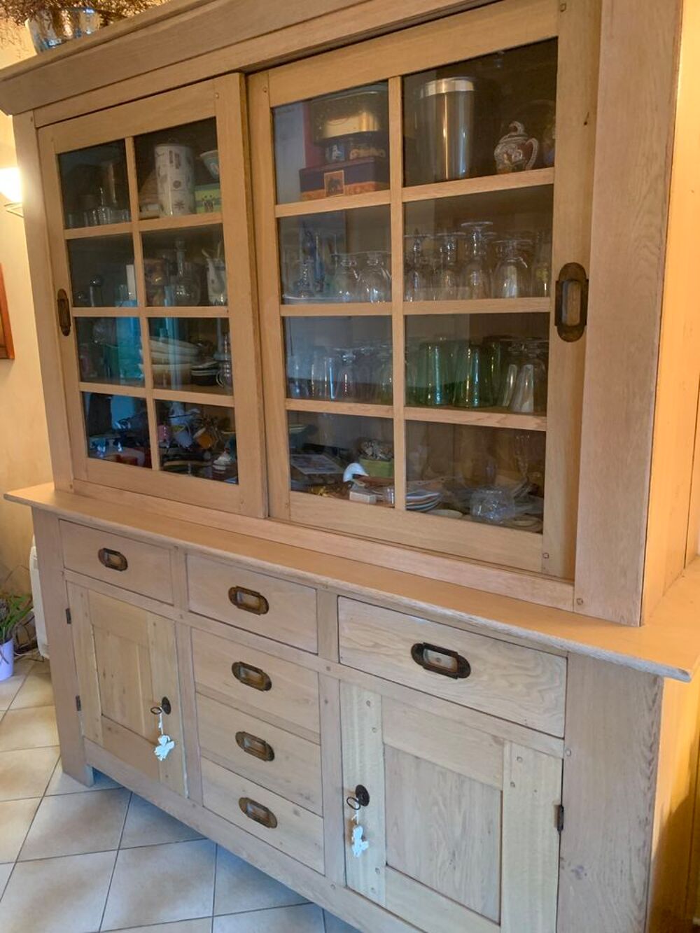 BUFFET SEJOUR CHENE MASSIF Meubles